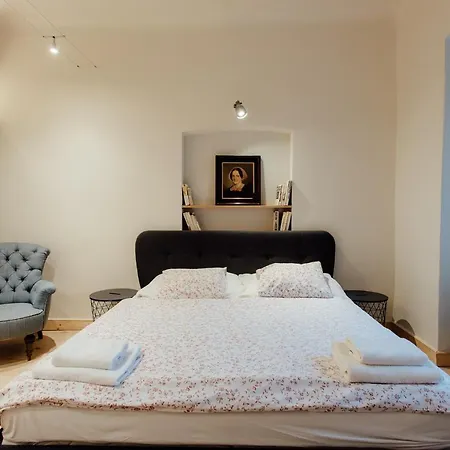 Commodus Ix Apartment Banska Stiavnica