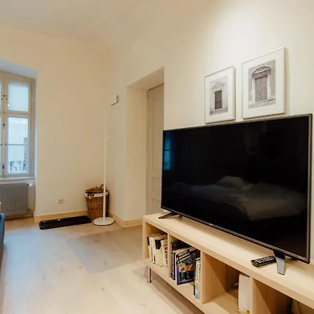 Apartmán Commodus Ix